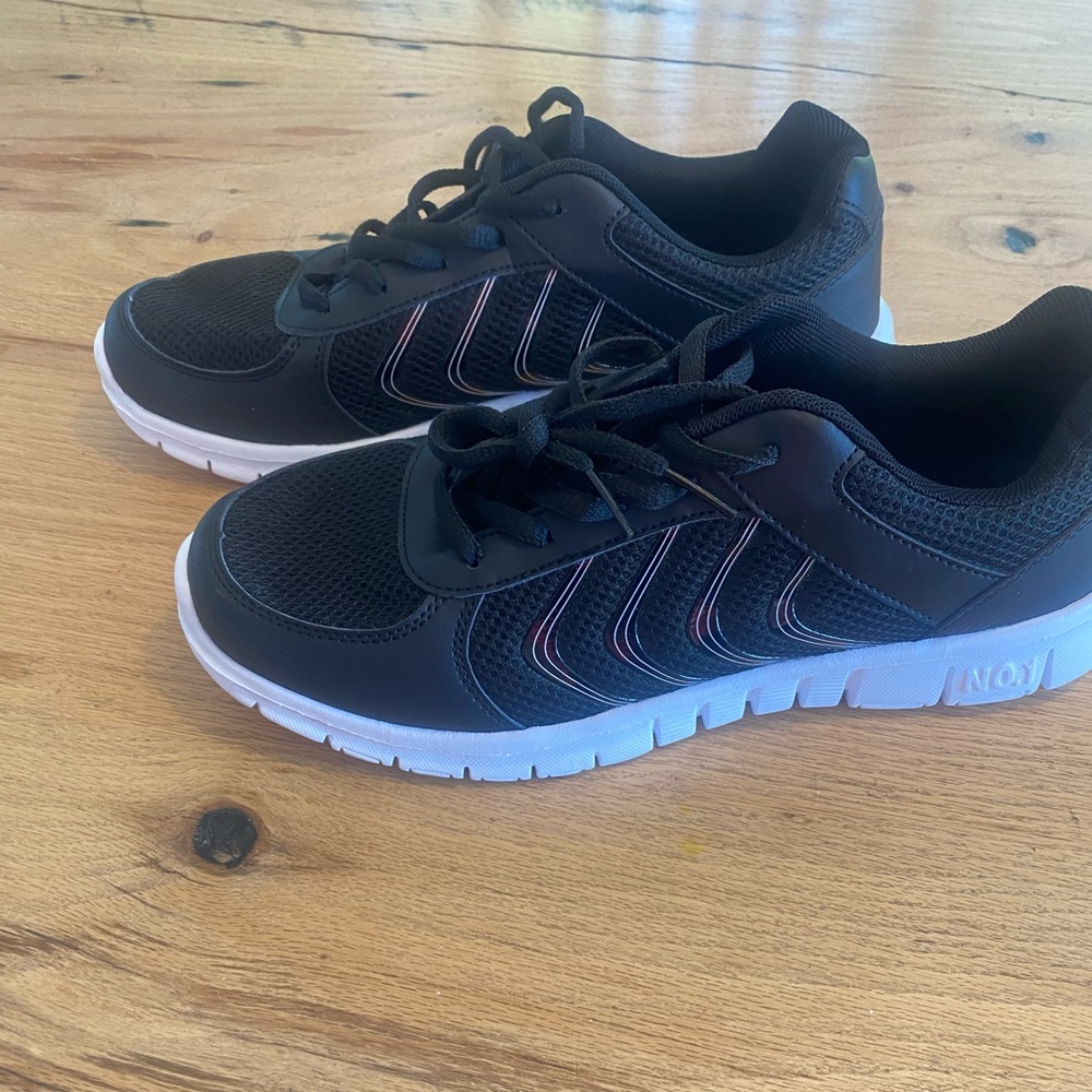 Black Athletic Women’s 9 Sneakers Shoes Nee - Picture 3 of 9